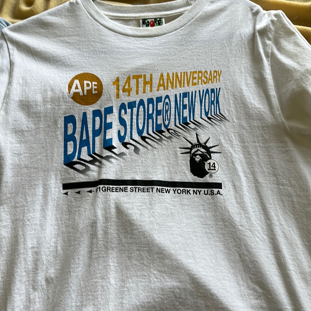 Medium 14th anniversary 91 Greene st store bape shirt